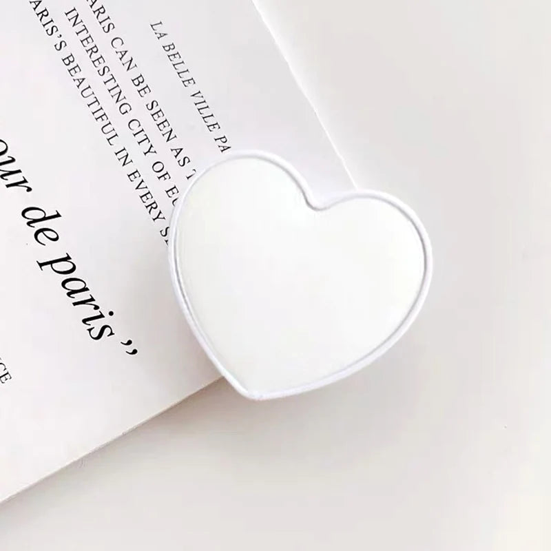 Universal Heart Shaped Phone Socket Holder Finger Grip Bracket Support Telephone for IPhone 15 14 13 Samsung Pocket Socket Stand