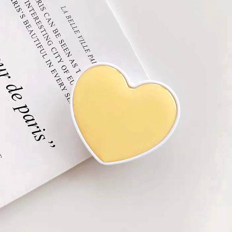 Universal Heart Shaped Phone Socket Holder Finger Grip Bracket Support Telephone for IPhone 15 14 13 Samsung Pocket Socket Stand