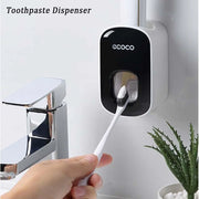 No-punch Lazy Wall Mount Useful Automatic Toothbrush Holder Toothpaste Squeezer Bathroom Accessories Toothpaste Dispenser
